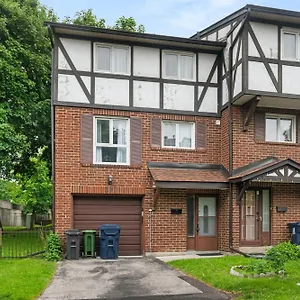 Rooming House In Scarborough By Globalstay Markham