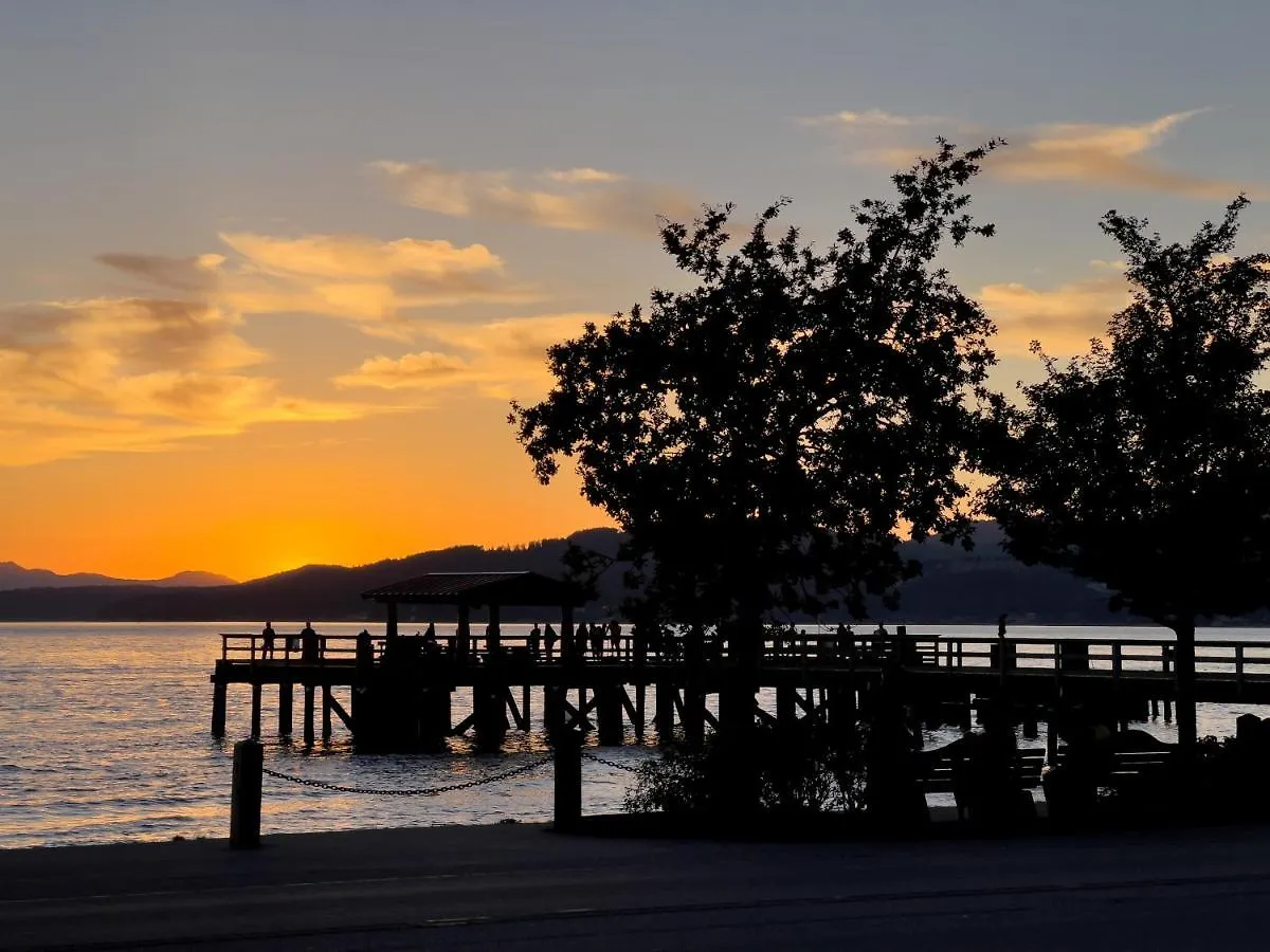 ** Motel Oceanside Villas Sechelt Canada