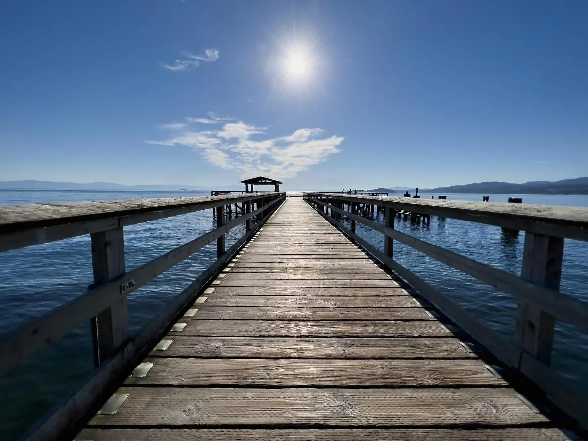 Oceanside Villas Sechelt