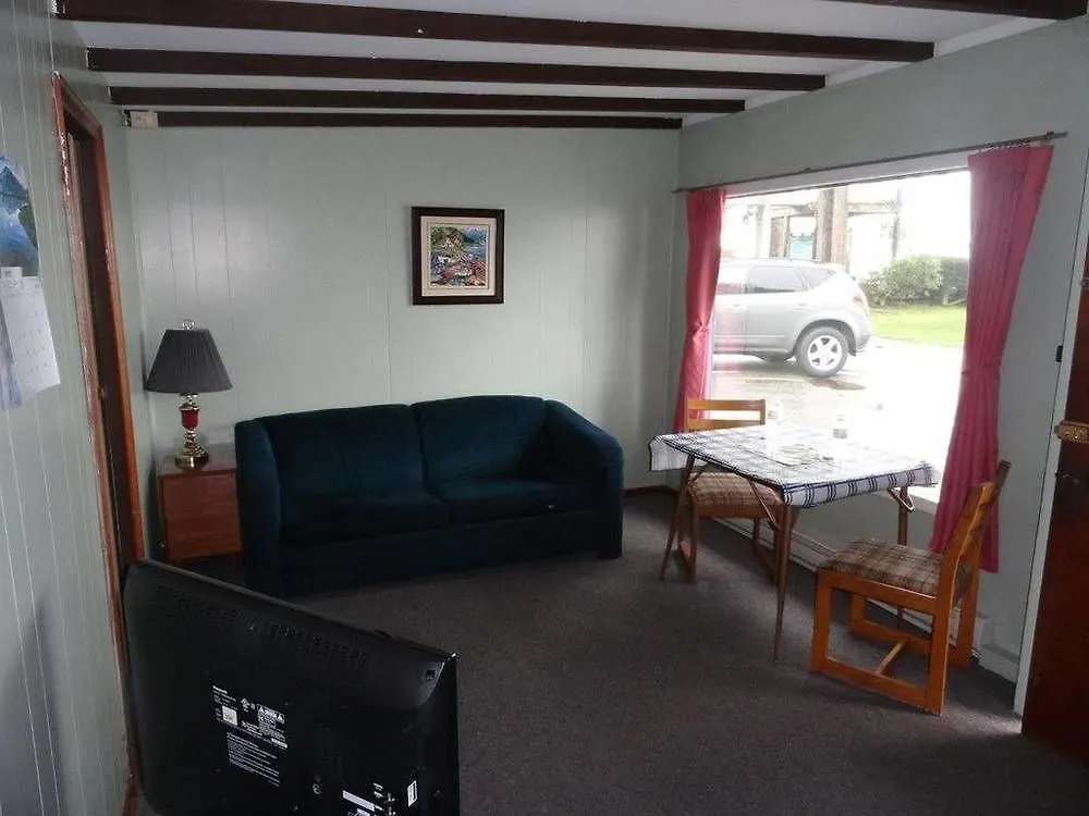 Oceanside Villas Sechelt Motel